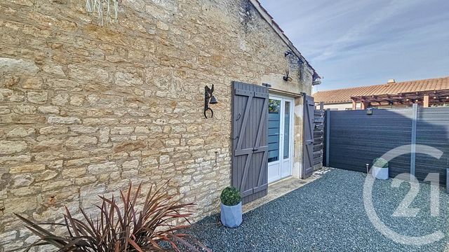 Maison à vendre - 4 pièces - 136 m2 - Les Magnils Reigniers - 85 - PAYS-DE-LOIRE