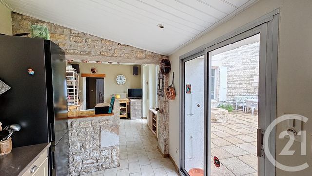 Maison à vendre - 7 pièces - 160 m2 - Lucon - 85 - PAYS-DE-LOIRE