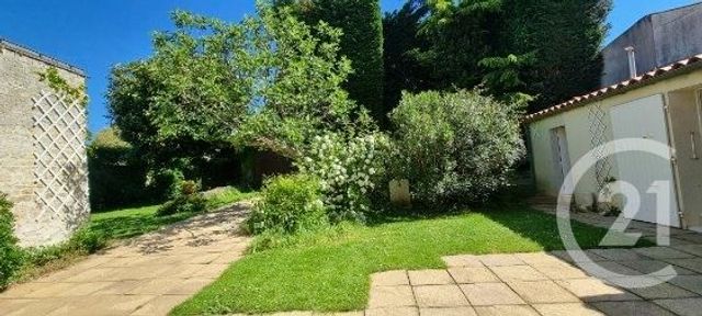 Maison à vendre - 7 pièces - 160 m2 - Lucon - 85 - PAYS-DE-LOIRE