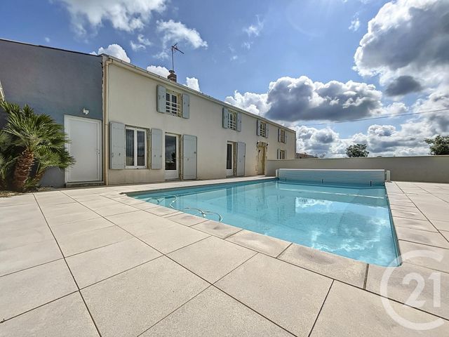 Maison à vendre - 10 pièces - 259,34 m2 - Lucon - 85 - PAYS-DE-LOIRE