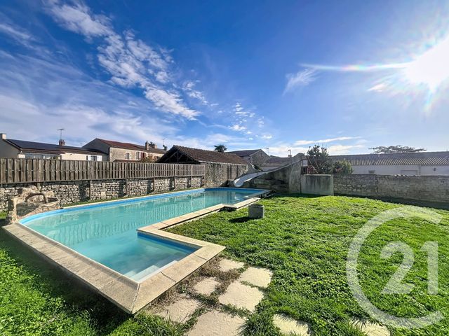 Maison à vendre - 7 pièces - 171,13 m2 - Ste Gemme La Plaine - 85 - PAYS-DE-LOIRE