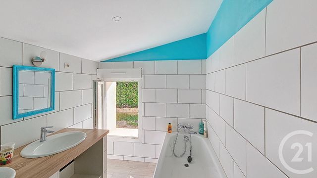 Maison à vendre - 6 pièces - 150,60 m2 - La Bretonniere La Claye - 85 - PAYS-DE-LOIRE