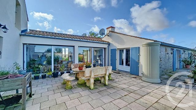 Maison à vendre - 6 pièces - 168 m2 - Chaille Les Marais - 85 - PAYS-DE-LOIRE