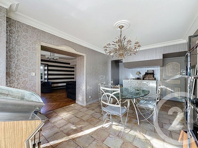 Maison à vendre - 9 pièces - 198,20 m2 - Lucon - 85 - PAYS-DE-LOIRE