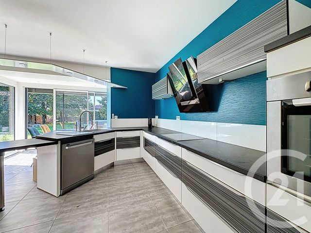 Maison à vendre - 9 pièces - 198,20 m2 - Lucon - 85 - PAYS-DE-LOIRE