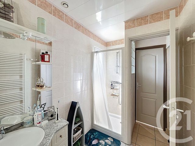 Afficher la photo en grand Maison à vendre - 5 pièces - 115,22 m2 - Les Magnils Reigniers - 85 - PAYS-DE-LOIRE