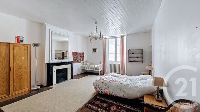 Maison à vendre - 9 pièces - 260,19 m2 - Lucon - 85 - PAYS-DE-LOIRE