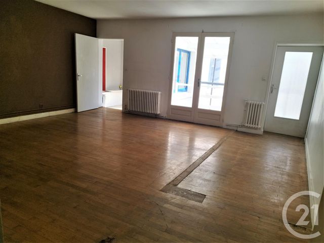 Maison à vendre - 8 pièces - 184,03 m2 - Fontenay Le Comte - 85 - PAYS-DE-LOIRE