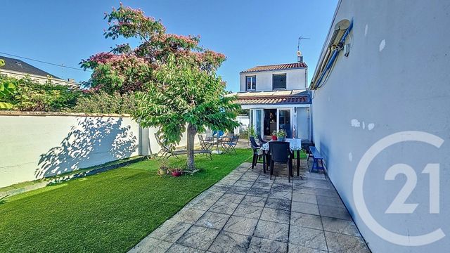 Maison à vendre - 6 pièces - 149 m2 - Lucon - 85 - PAYS-DE-LOIRE