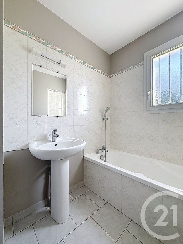 Maison à vendre - 4 pièces - 87,69 m2 - Nalliers - 85 - PAYS-DE-LOIRE