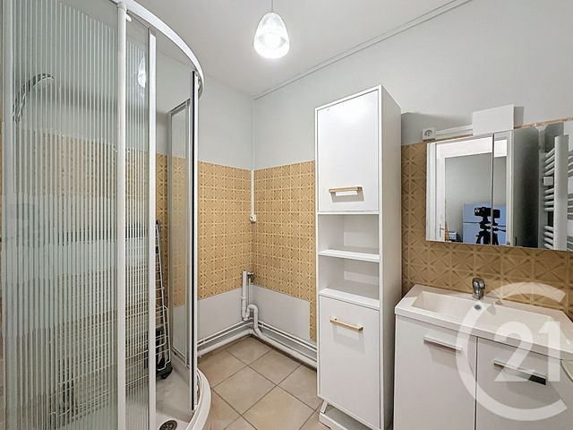 Afficher la photo en grand Appartement T1 à louer - 1 pièce - 33,80 m2 - Lucon - 85 - PAYS-DE-LOIRE