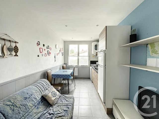 Appartement T2 &agrave; louer - 2 pi&egrave;ces - 29,71 m2 - La Tranche Sur Mer - 85 - PAYS-DE-LOIRE