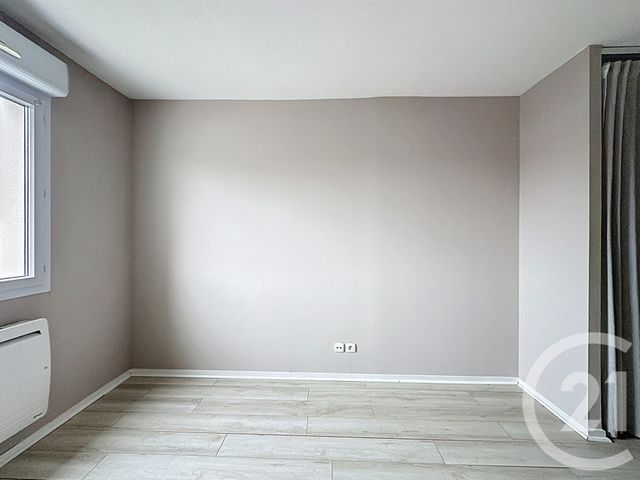 Appartement T2 &agrave; louer - 2 pi&egrave;ces - 56,43 m2 - Lucon - 85 - PAYS-DE-LOIRE