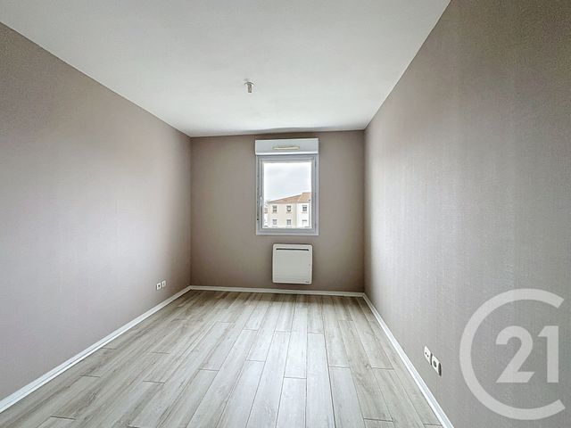 Appartement T2 &agrave; louer - 2 pi&egrave;ces - 56,43 m2 - Lucon - 85 - PAYS-DE-LOIRE