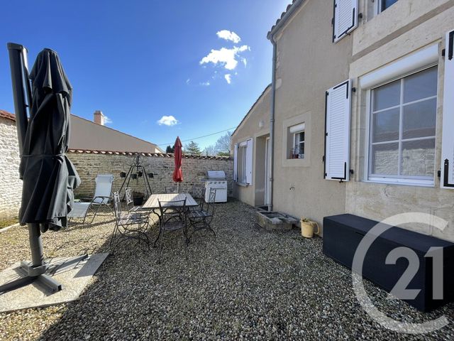 Maison &agrave; vendre - 8 pi&egrave;ces - 190 m2 - Nalliers - 85 - PAYS-DE-LOIRE