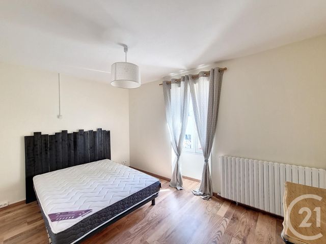 Maison &agrave; louer - 3 pi&egrave;ces - 94 m2 - Lucon - 85 - PAYS-DE-LOIRE