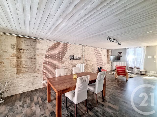 Maison &agrave; louer - 3 pi&egrave;ces - 94 m2 - Lucon - 85 - PAYS-DE-LOIRE