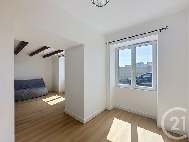 Appartement Studio &agrave; louer - 1 pi&egrave;ce - 27,88 m2 - Lucon - 85 - PAYS-DE-LOIRE