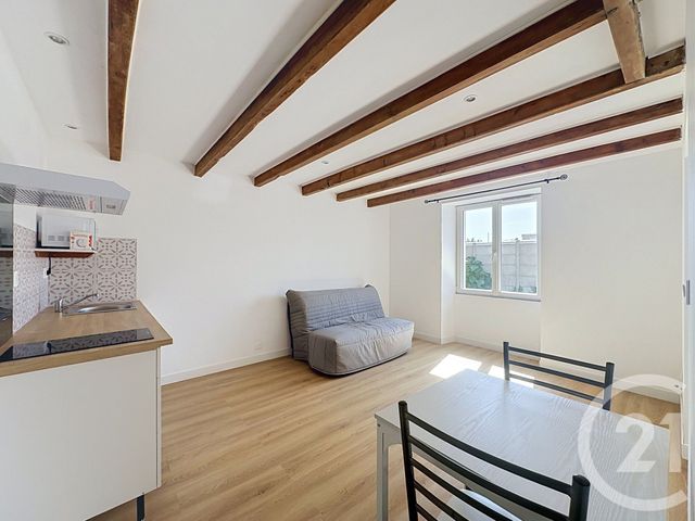 Appartement Studio &agrave; louer - 1 pi&egrave;ce - 27,88 m2 - Lucon - 85 - PAYS-DE-LOIRE