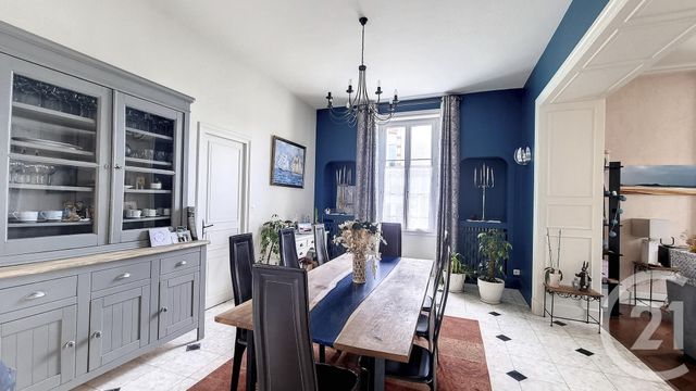 Maison &agrave; louer - 5 pi&egrave;ces - 195,26 m2 - Nalliers - 85 - PAYS-DE-LOIRE