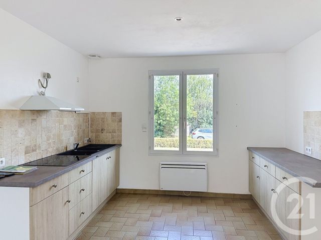 Maison &agrave; louer - 3 pi&egrave;ces - 88,94 m2 - Nalliers - 85 - PAYS-DE-LOIRE