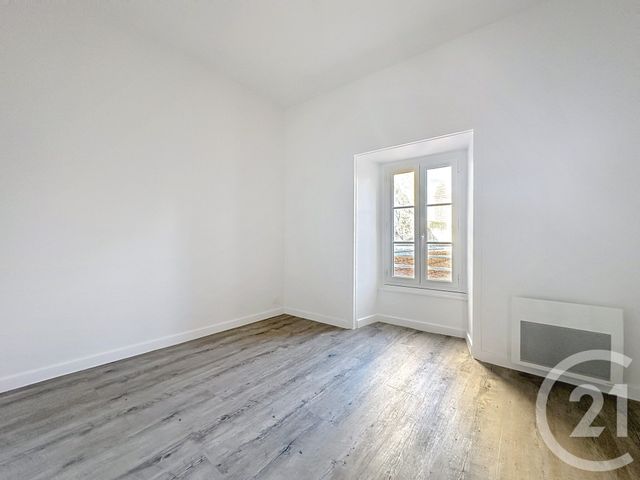 Appartement T3 &agrave; louer - 3 pi&egrave;ces - 51,51 m2 - Lucon - 85 - PAYS-DE-LOIRE