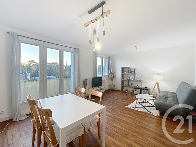 Appartement T3 &agrave; louer - 3 pi&egrave;ces - 68,22 m2 - Lucon - 85 - PAYS-DE-LOIRE