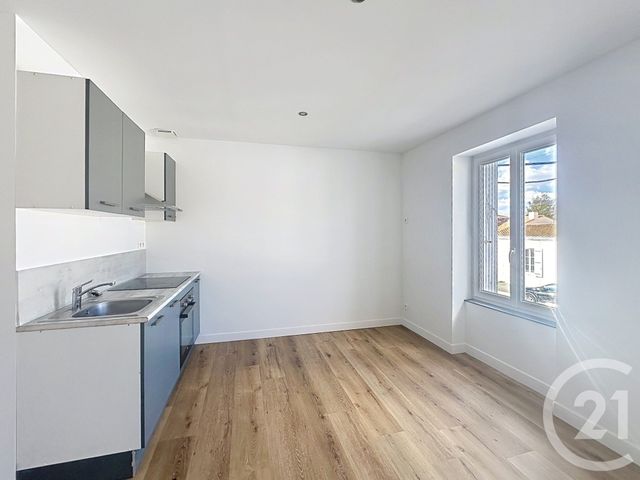 Appartement Studio &agrave; louer - 1 pi&egrave;ce - 28,91 m2 - Lucon - 85 - PAYS-DE-LOIRE