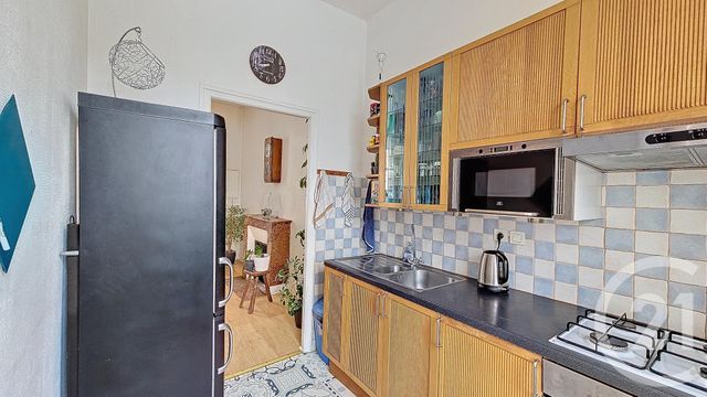 Appartement T4 à vendre - 5 pièces - 124,42 m2 - Lucon - 85 - PAYS-DE-LOIRE