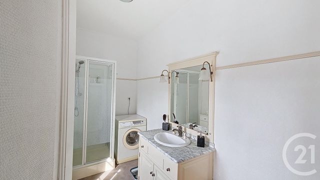 Appartement T4 à vendre - 5 pièces - 124,42 m2 - Lucon - 85 - PAYS-DE-LOIRE