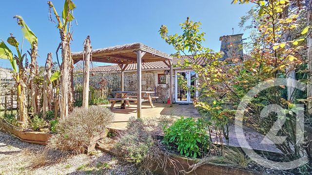 Maison à vendre - 8 pièces - 235 m2 - Lairoux - 85 - PAYS-DE-LOIRE