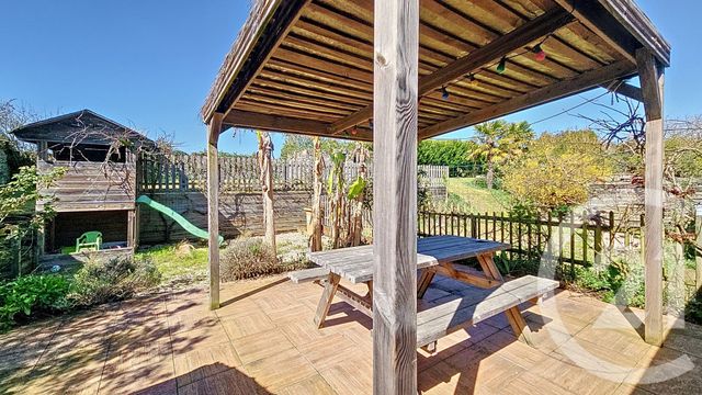 Maison à vendre - 8 pièces - 235 m2 - Lairoux - 85 - PAYS-DE-LOIRE